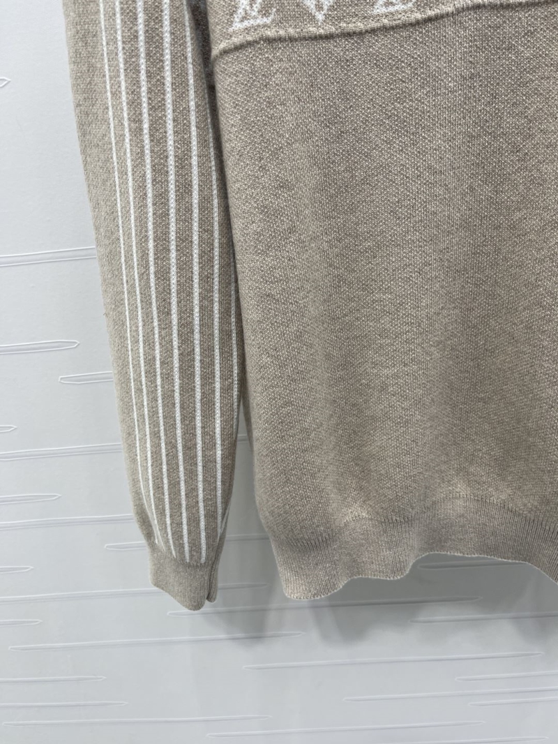 l0vis Vvtt0n sweaters